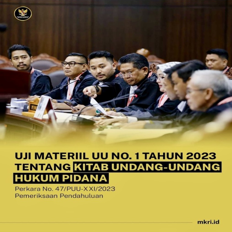 You are currently viewing Pengujian Materiil Undang-Undang Nomor 1 Tahun 2023 tentang Kitab Undang-Undang Hukum Pidana oleh TIM KANTOR HUKUM MOHAMAD ANWAR & ASSOCIATES